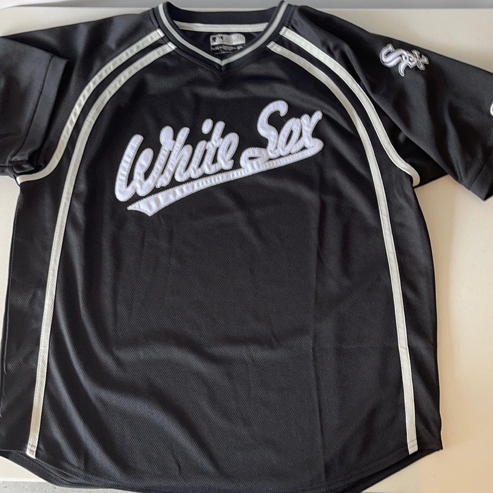 ⚾️WHITE SOX⚾️short sleeve shirt XL - like new